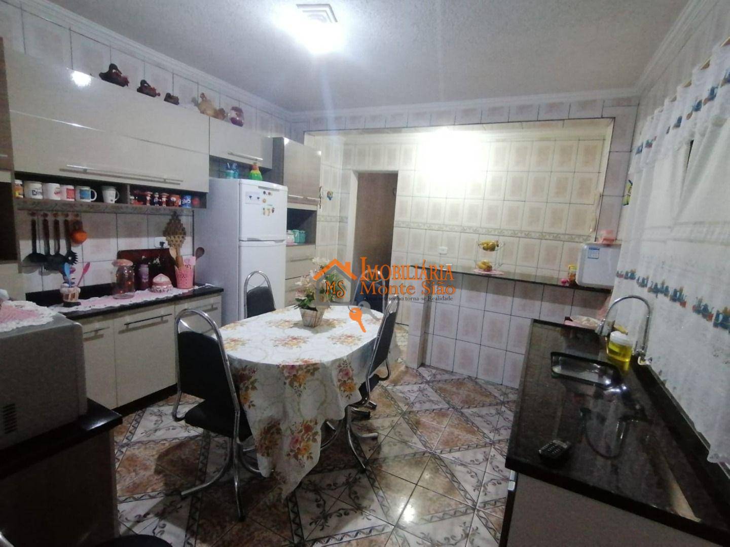 Sobrado com 2 dormitórios à venda, 110 m² por R$ 403.000,00 - Parque Jurema - Guarulhos/SP