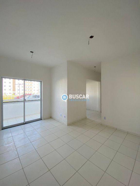 Apartamento à venda, 57 m² por R$ 200.000,00 - Sim - Feira de Santana/BA