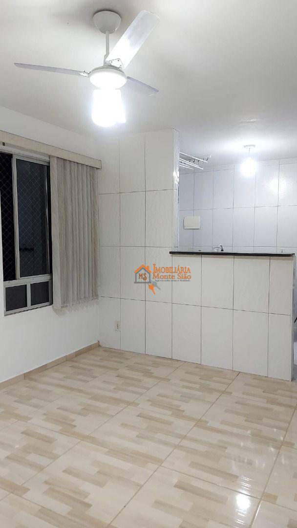 Apartamento com 2 dormitórios à venda, 45 m² por R$ 199.000,00 - Água Chata - Guarulhos/SP