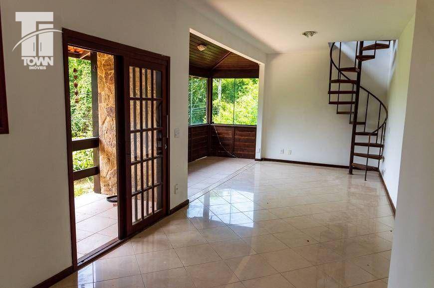 Casa com 4 dormitórios à venda, 311 m² por R$ 850.000,00 - Piratininga - Niterói/RJ