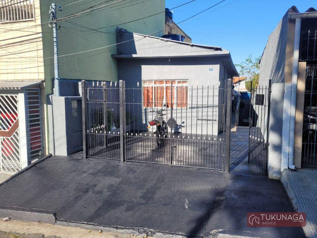 Casa com 1 dormitório para alugar, 50 m² por R$ 900,01/mês - Vila São Judas Tadeu - Guarulhos/SP