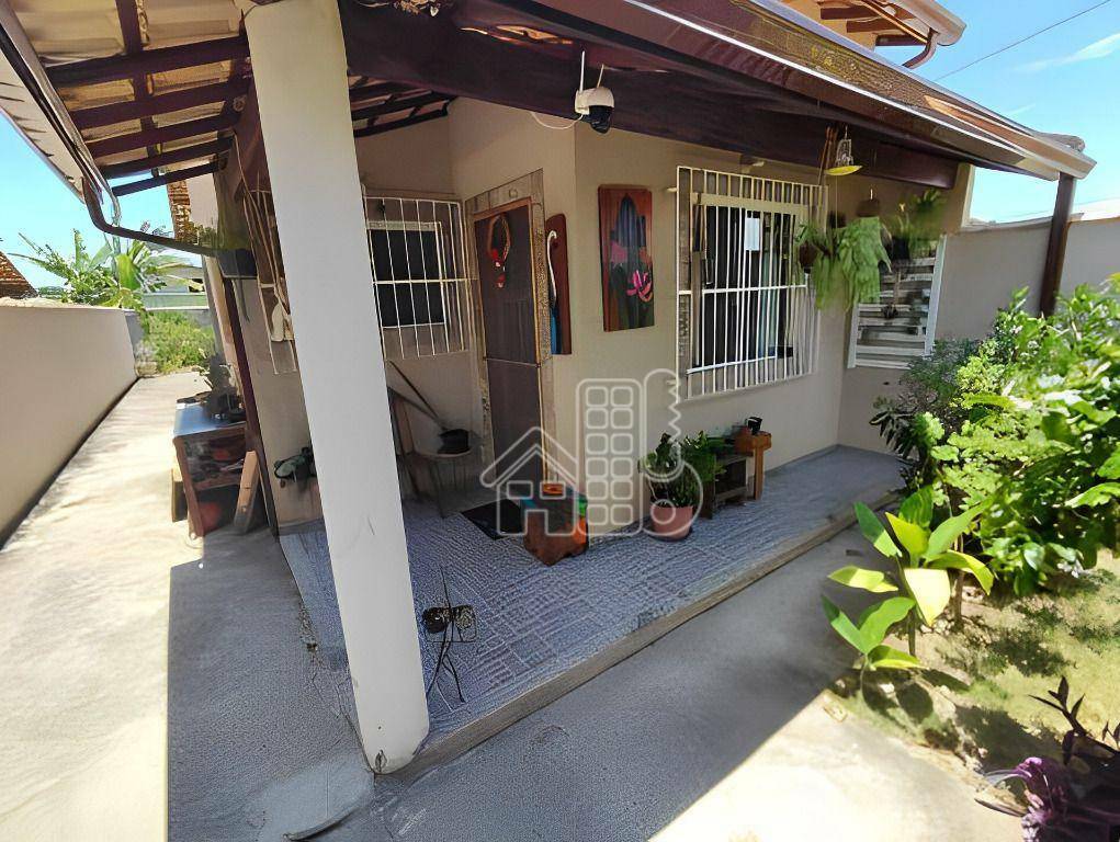 Casa com 2 dormitórios à venda, 70 m² por R$ 325.000,01 - Jardim Atlântico Leste (Itaipuaçu) - Maricá/RJ