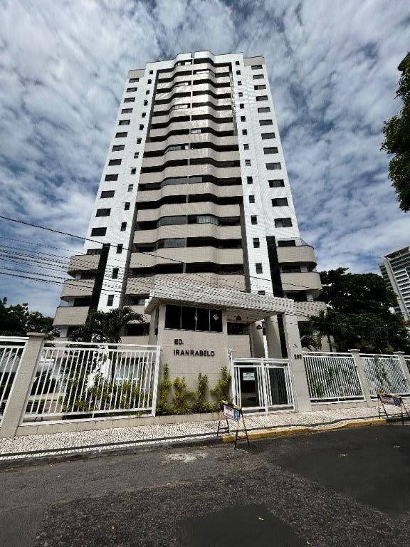 Apartamento com 3 dormitórios à venda, 117 m² por R$ 650.000,00 - Varjota - Fortaleza/CE