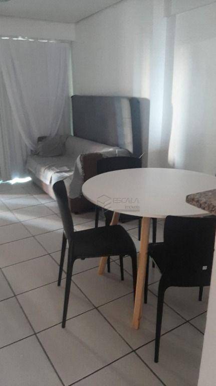 Apartamento para alugar, 56 m² por R$ 200,00/dia - Meireles - Fortaleza/CE