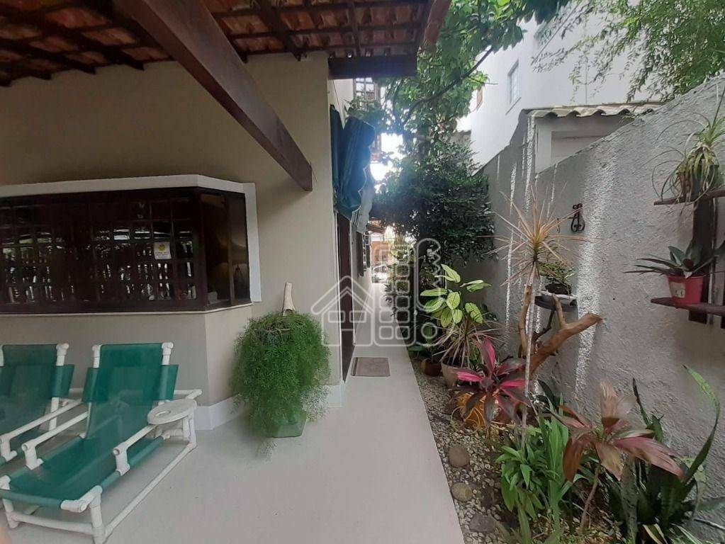 Casa com 4 quartos à venda, 280 m² por R$ 1.600.000 - Piratininga - Niterói/RJ