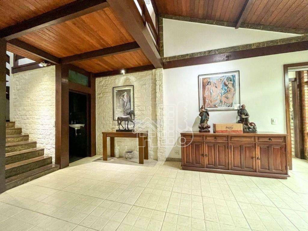 Casa com 4 dormitórios à venda, 378 m² por R$ 1.399.000,00 - Itaipu - Niterói/RJ