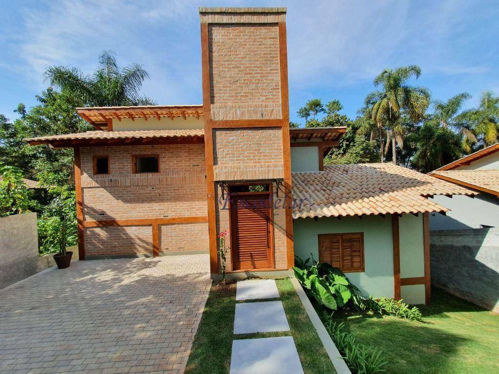 Casa com 3 dormitórios à venda, 230 m² por R$ 1.294.000,00 - Roseira - Mairiporã/SP
