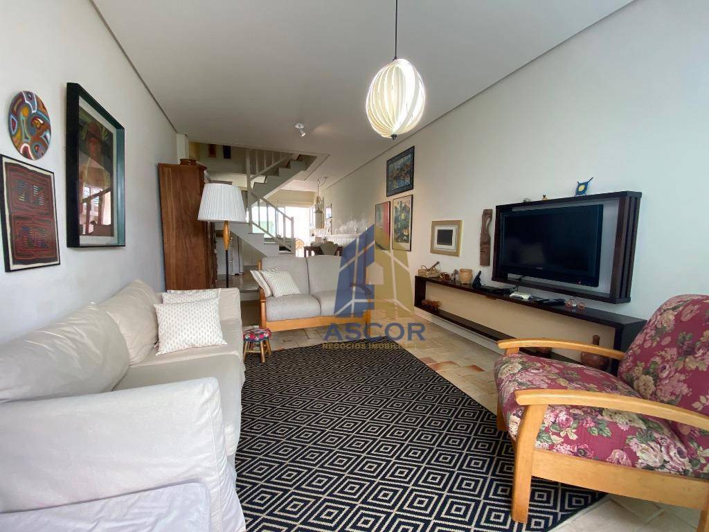 Casa com 3 dormitórios à venda, 120 m² por R$ 950.000,00 - Lagoa da Conceição - Florianópolis/SC