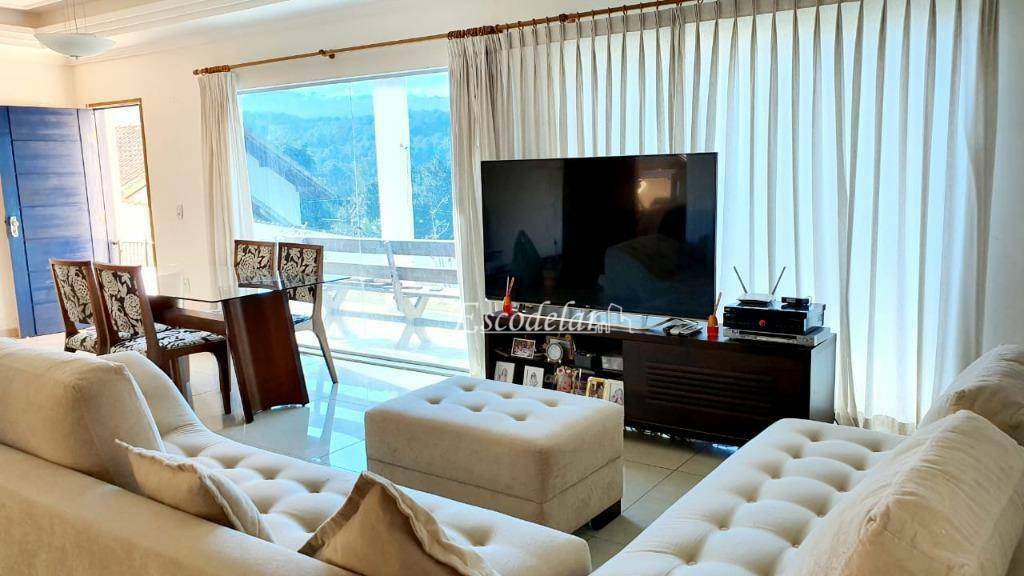 Casa com 4 dormitórios à venda, 430 m² por R$ 1.800.000,00 - Condomínio Refúgio dos Pinheiros - Itapevi/SP