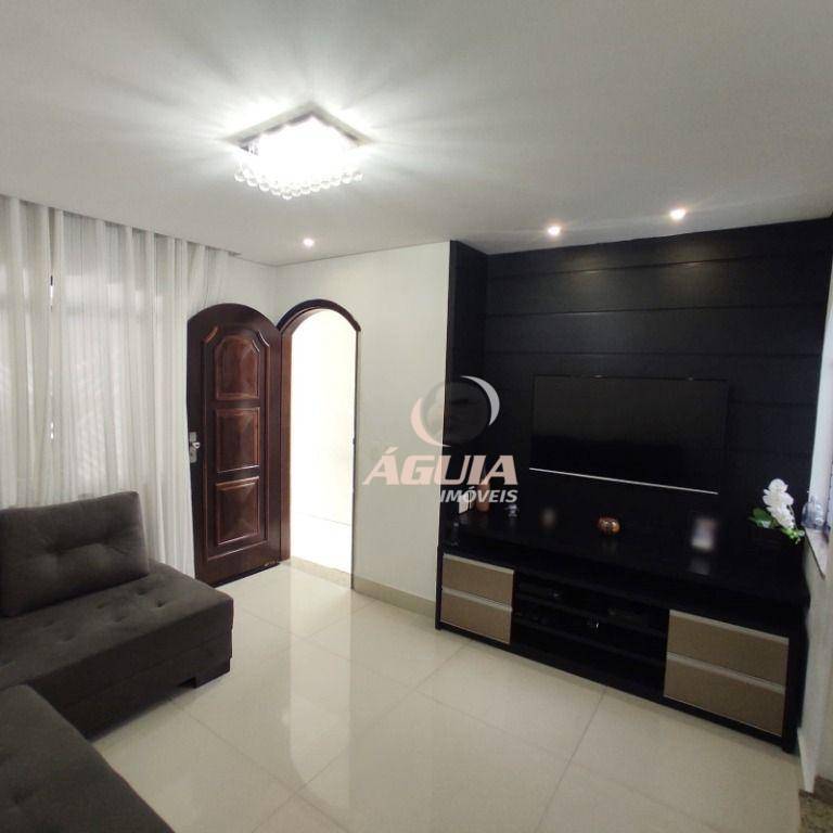 Sobrado com 3 dormitórios à venda, 200 m² por R$ 860.000,00 - Parque Erasmo Assunção - Santo André/SP