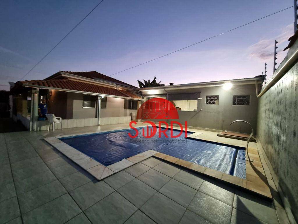 Casa com 2 dormitórios à venda, 260 m² por R$ 550.000,00 - Três Marias - Cajuru/SP
