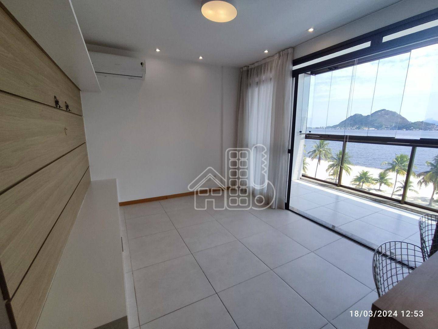 Loft com 1 quarto para alugar, 45 m² por R$ 4.488/mês - São Francisco - Niterói/RJ