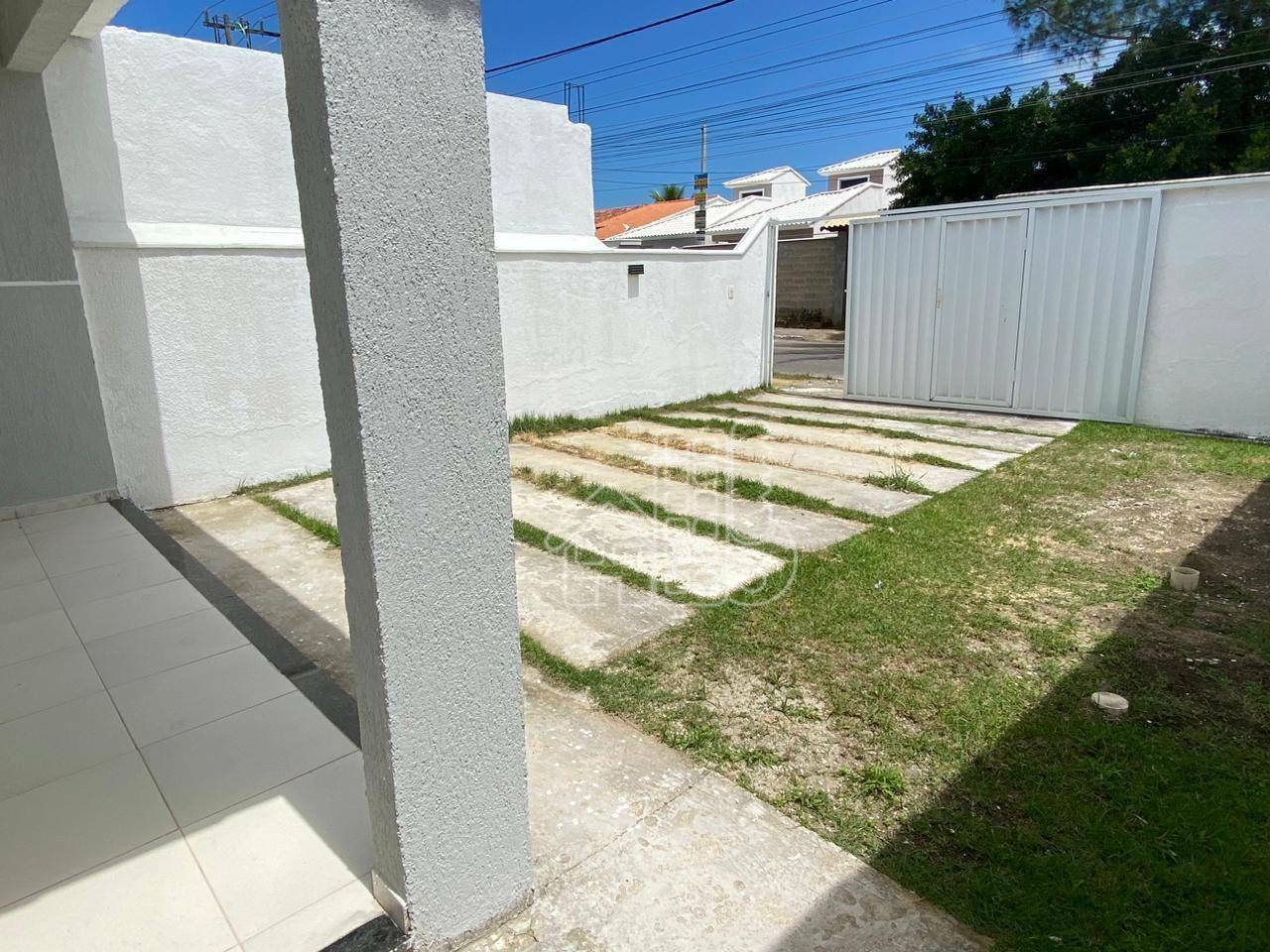 Casa com 2 dormitórios à venda, 70 m² por R$ 393.000,99 - Jardim Atlântico Central (Itaipuaçu) - Maricá/RJ