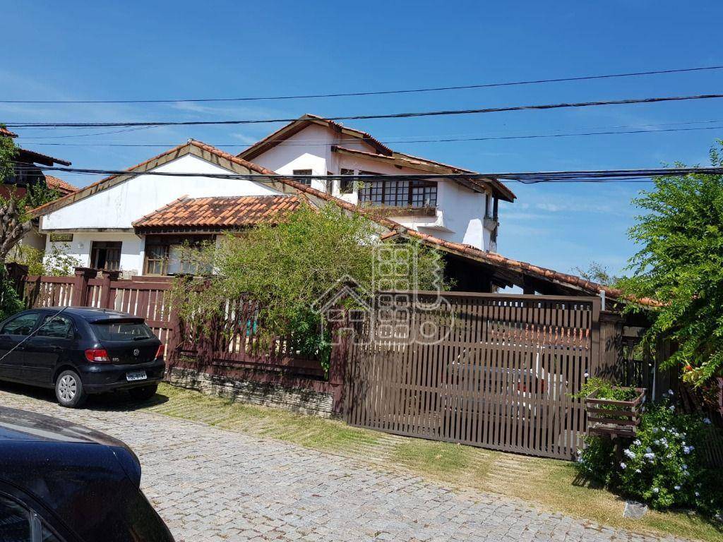 Casa com 6 quartos à venda, 410 m² por R$ 2.500.000 - Camboinhas - Niterói/RJ
