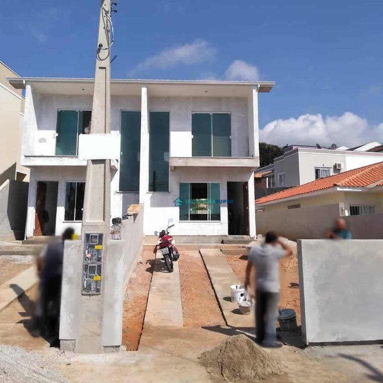 Sobrado com 2 dormitórios à venda, 75 m² por R$ 290.000,00 - Loteamento Jardim Botânico - São José/SC