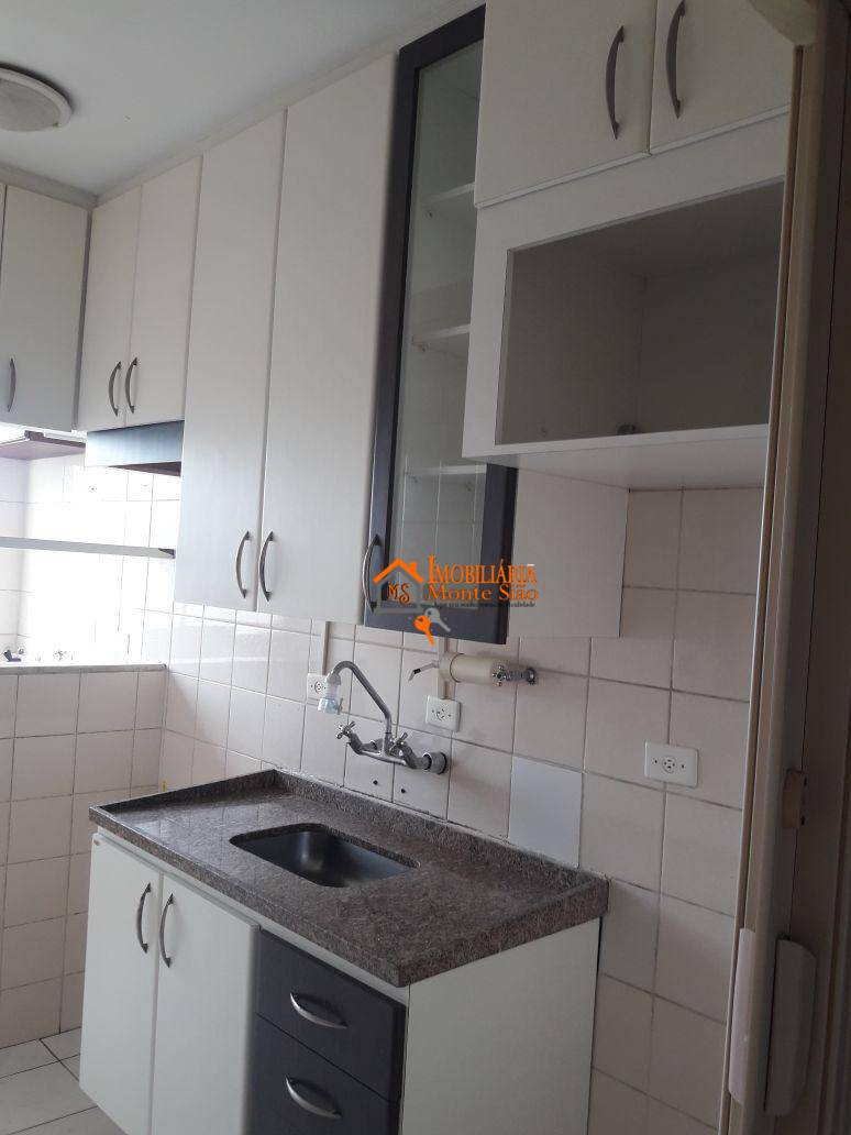 Apartamento com 2 dormitórios à venda, 57 m² por R$ 318.000,00 - Picanco - Guarulhos/SP