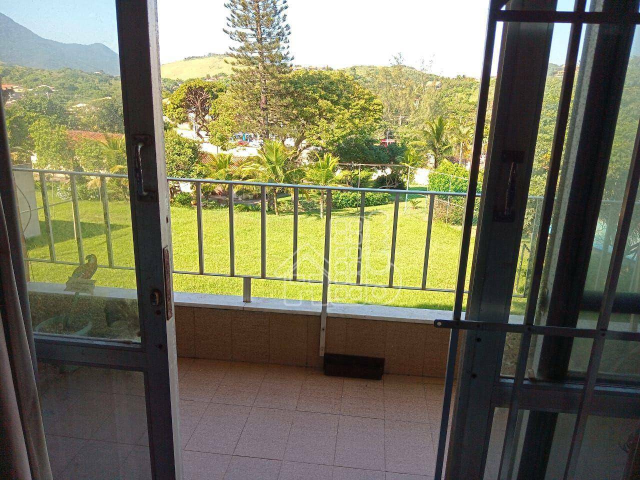 Apartamento com 2 dormitórios à venda, 71 m² por R$ 245.000,00 - Ponta Negra - Maricá/RJ