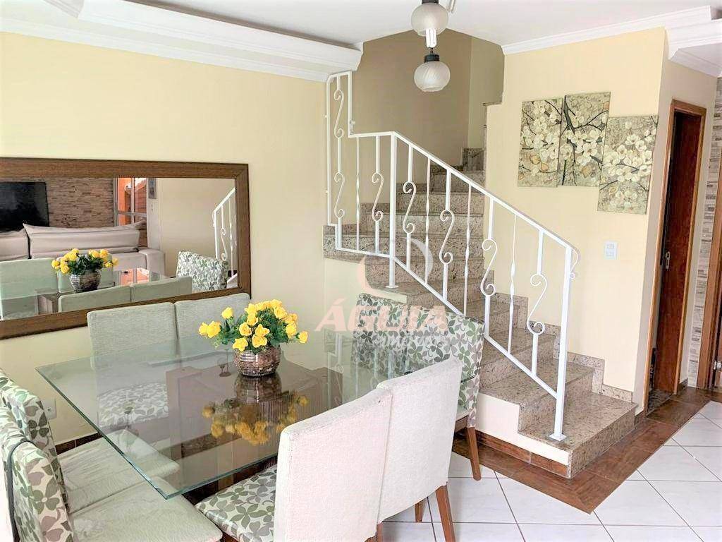Sobrado com 04 dormitórios sendo 03 suítes à venda, 336 m² por R$ 692.000 - Vila Lucinda - Santo André/SP
