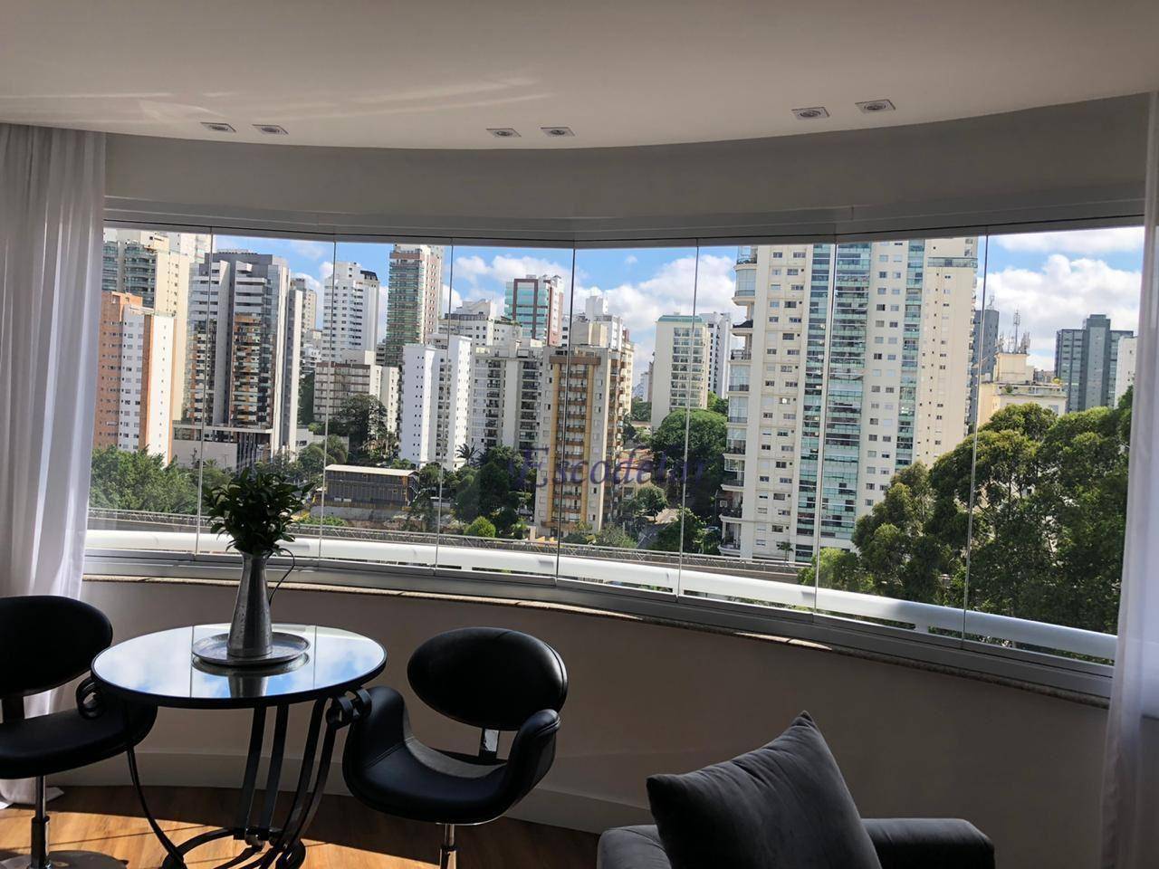 Apartamento com 2 dormitórios para alugar, 116 m² por R$ 10.850,00/mês - Brooklin - São Paulo/SP
