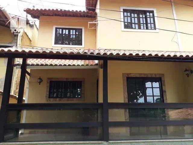 Casa com 2 dormitórios à venda, 70 m² por R$ 265.000,00 - Santa Bárbara - Niterói/RJ
