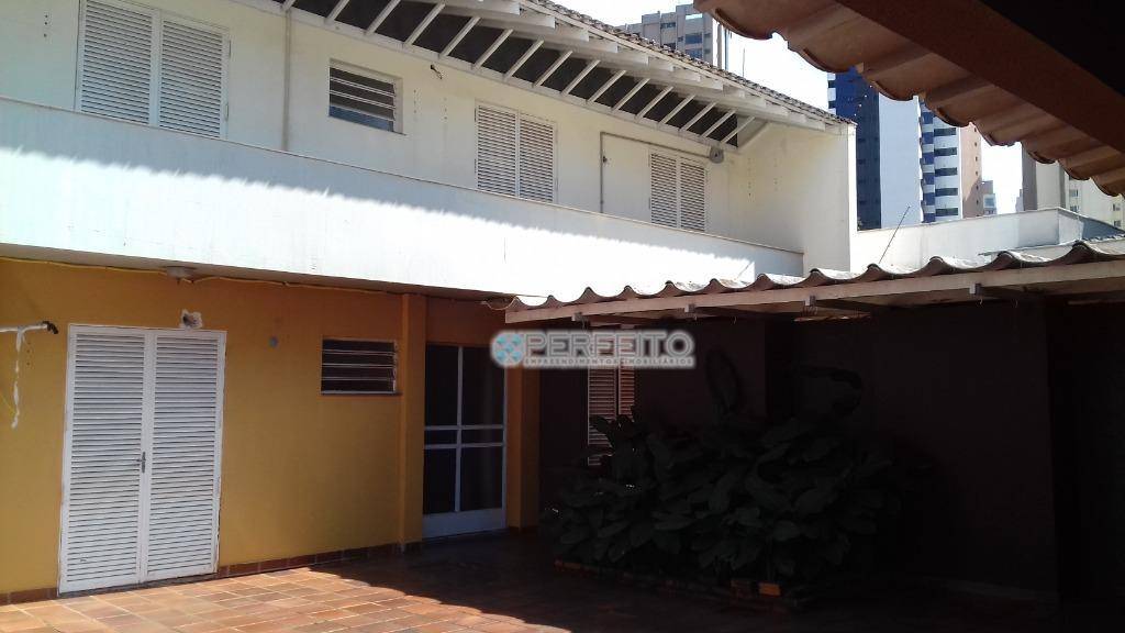 Sobrado com 4 dormitórios, 420 m² - venda por R$ 2.200.000,00 ou aluguel por R$ 8.000,00/mês - Centro - Londrina/PR