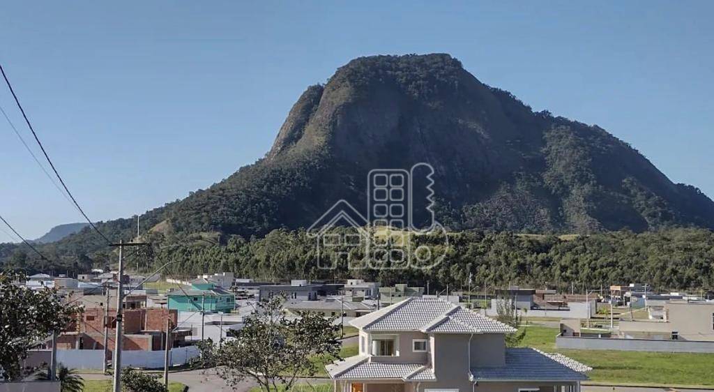 Terreno à venda, 360 m² por R$ 165.000,00 - Cajueiros - Maricá/RJ