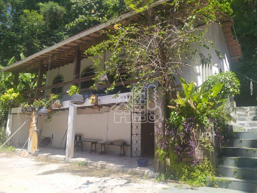 Casa com 2 dormitórios à venda, 140 m² por R$ 320.000,00 - Itaipuaçu - Maricá/RJ