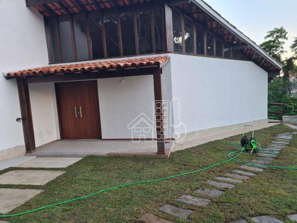 Casa com 5 quartos à venda, 207 m² por R$ 2.500.000 - Itaipu - Niterói/RJ