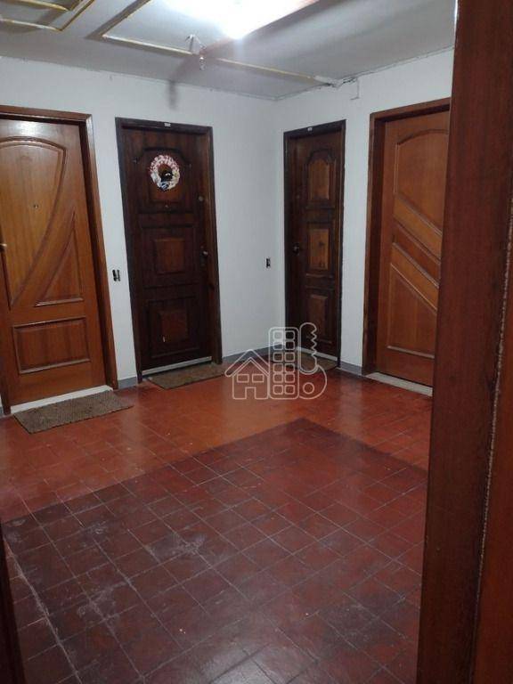 Apartamento com 2 dormitórios à venda, 55 m² por R$ 140.000,00 - Mutondo - São Gonçalo/RJ