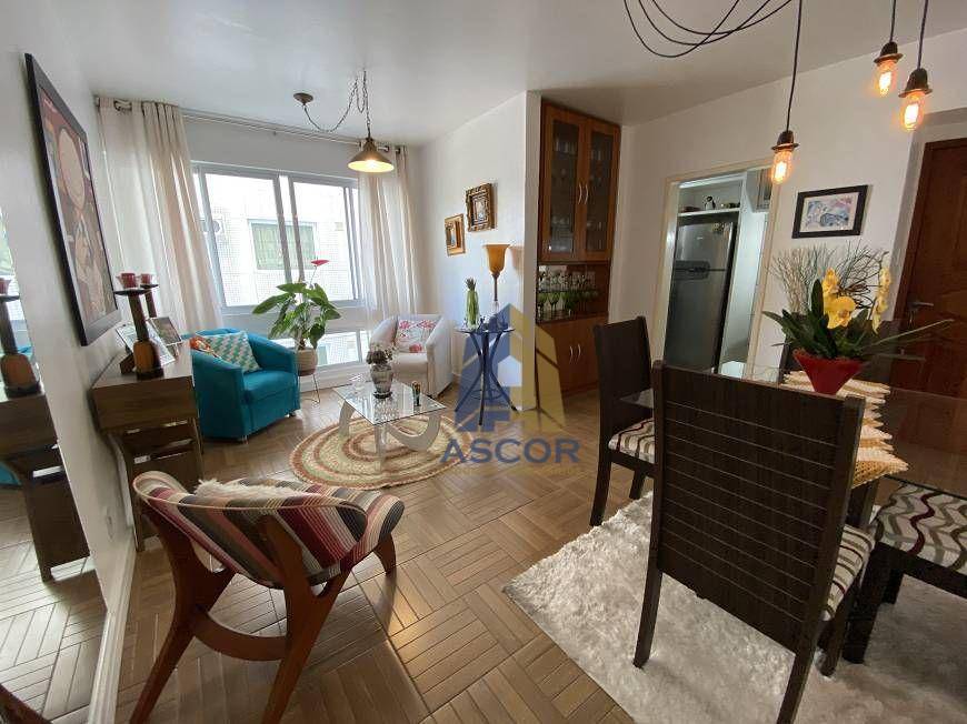 Apartamento com 2 dormitórios à venda, 61 m² por R$ 565.000,00 - Centro - Florianópolis/SC