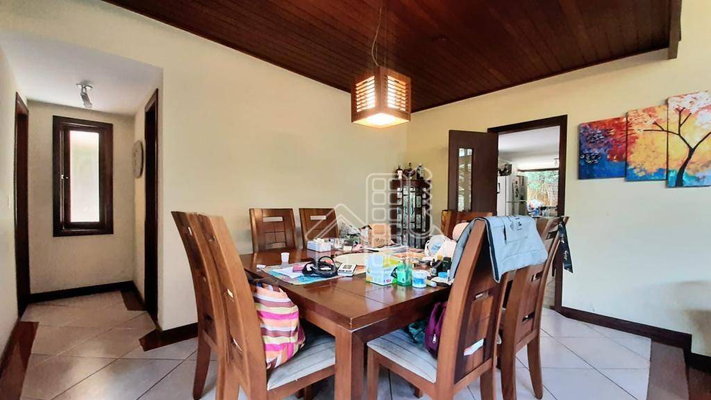 Casa com 4 dormitórios à venda, 251 m² por R$ 1.700.000,00 - Itaipu - Niterói/RJ