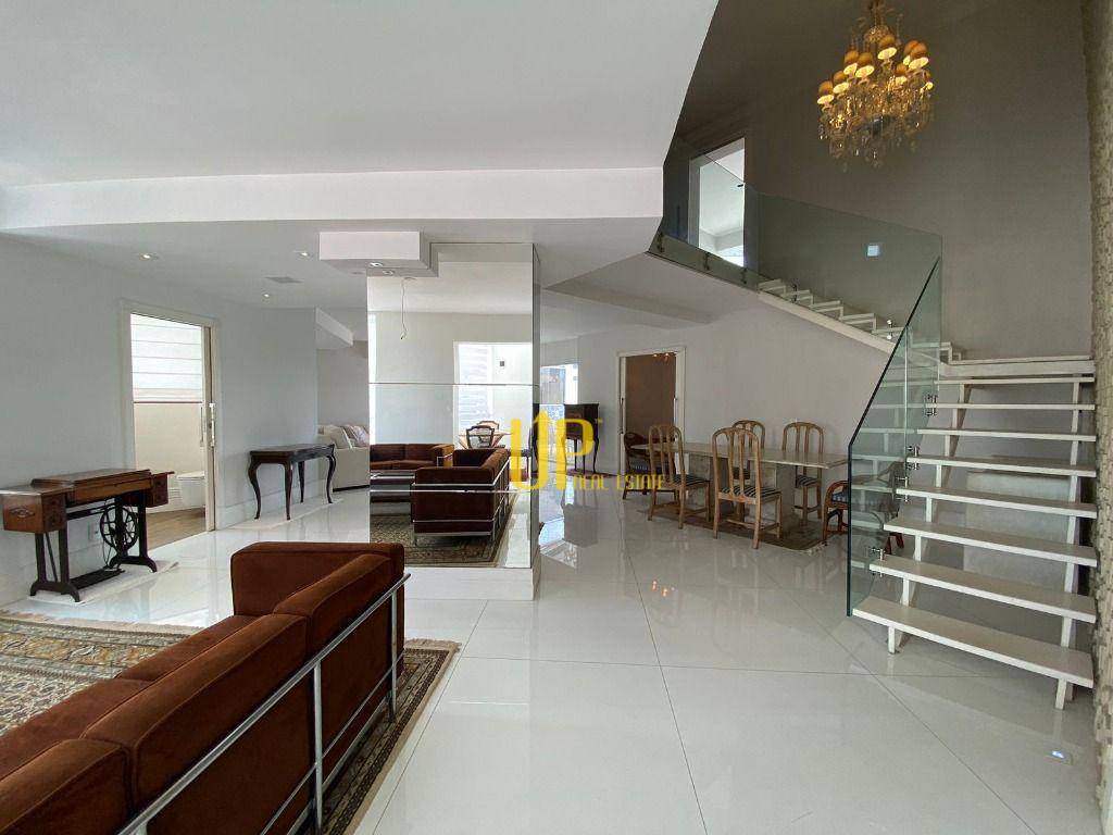 Cobertura com 3 dormitórios à venda, 300 m² por R$ 4.900.000,00 - Vila Nova Conceição - São Paulo/SP