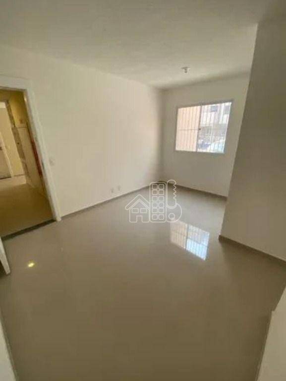 Apartamento com 2 dormitórios à venda, 42 m² por R$ 215.000,00 - Neves - São Gonçalo/RJ