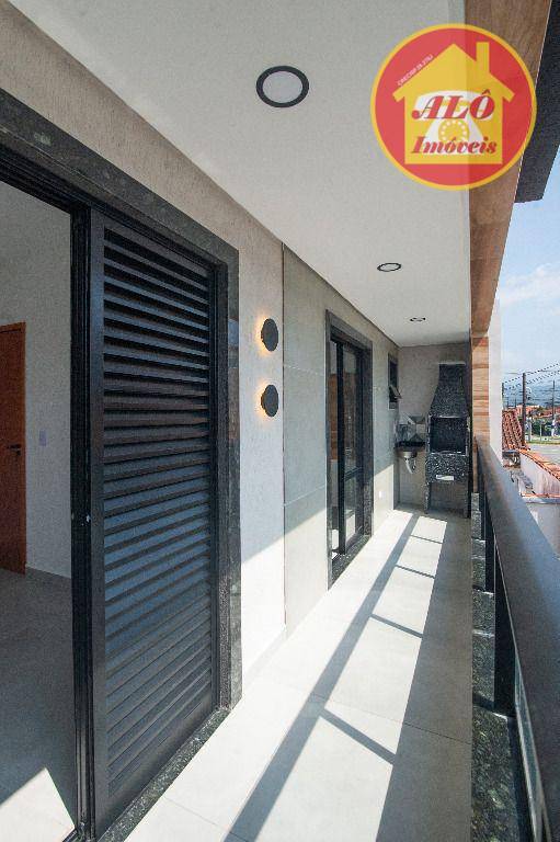 Casa frente com varanda gourmet com 2 quartos à venda, 60 m² por R$ 335.000 - Maracanã - Praia Grande/SP