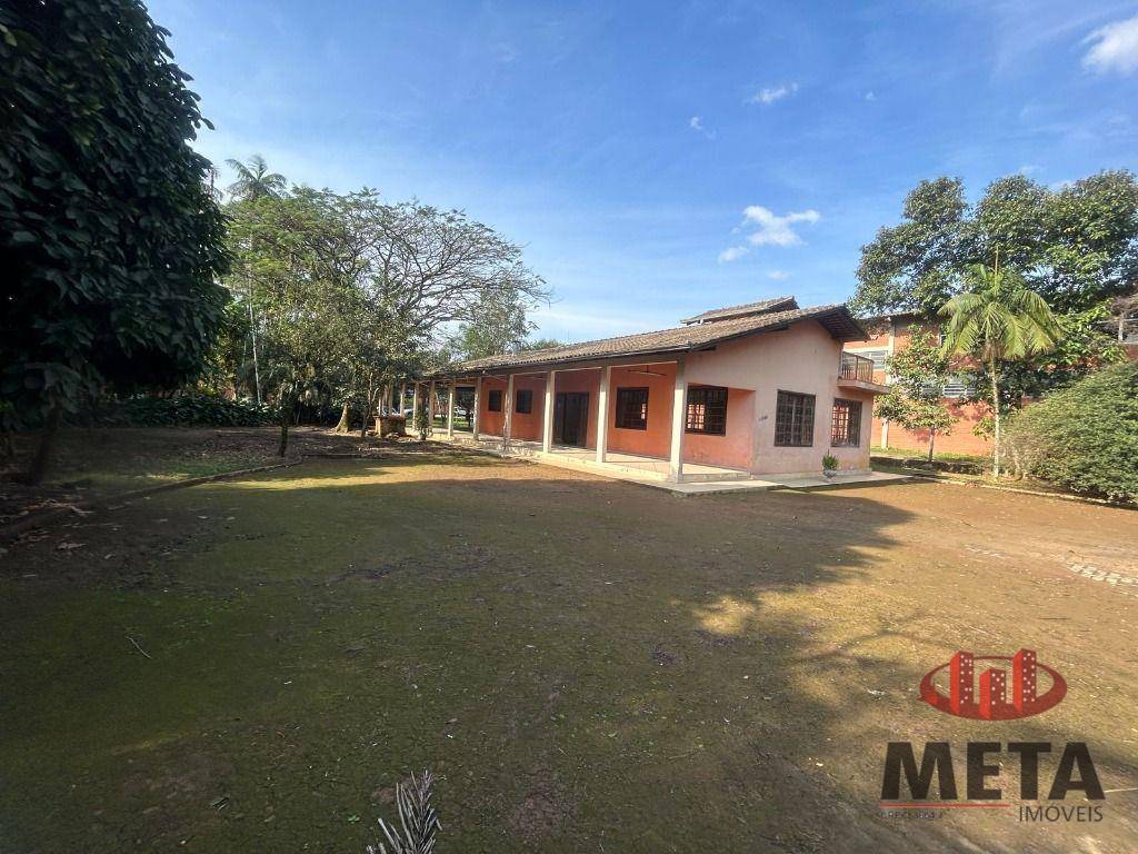 Casa para alugar  no Zona Industrial Norte - Joinville, SC. Imveis