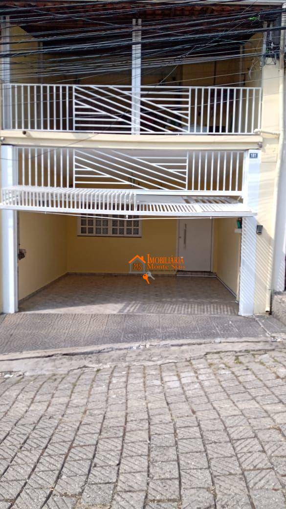 Sobrado com 3 dormitórios à venda, 290 m² por R$ 743.000,00 - Vila das Bandeiras - Guarulhos/SP