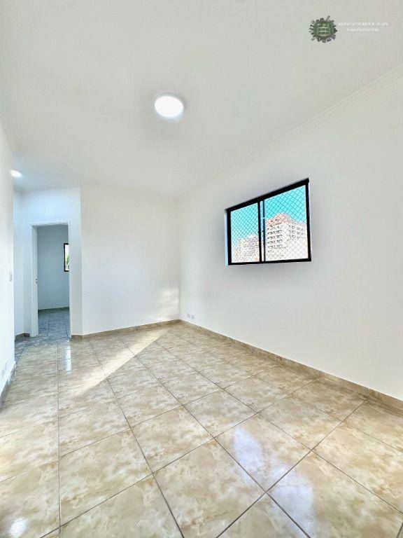 Apartamento com 2 dormitórios à venda, 55 m² por R$ 230.000 - Aviação - Praia Grande/SP