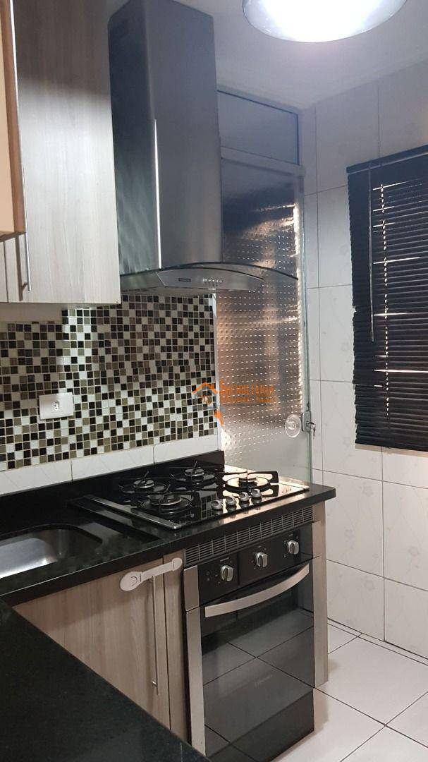 Apartamento com 2 dormitórios à venda, 44 m² por R$ 195.000,00 - Parque Uirapuru - Guarulhos/SP