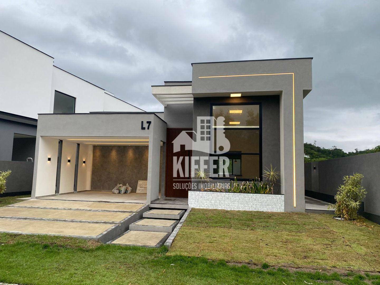 Casa com 3 quartos à venda, 136 m² por R$ 845.000 - Maricá - Maricá/RJ