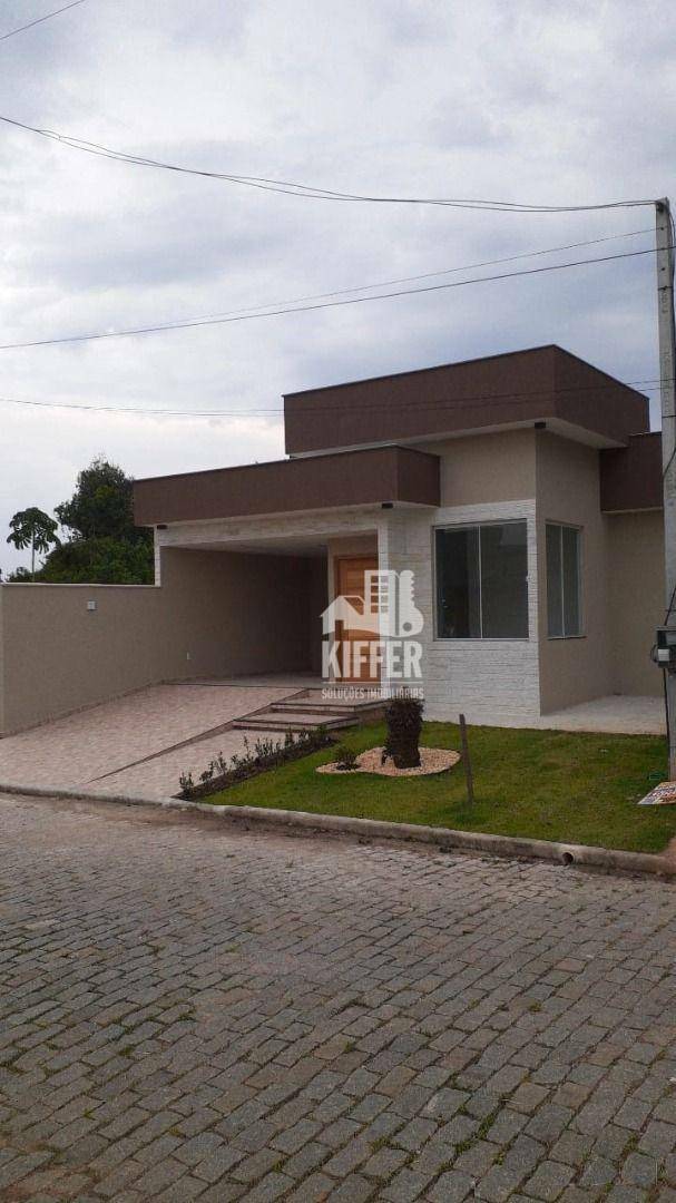 Casa com 3 dormitórios à venda, 110 m² por R$ 490.000,00 - Ubatiba - Maricá/RJ