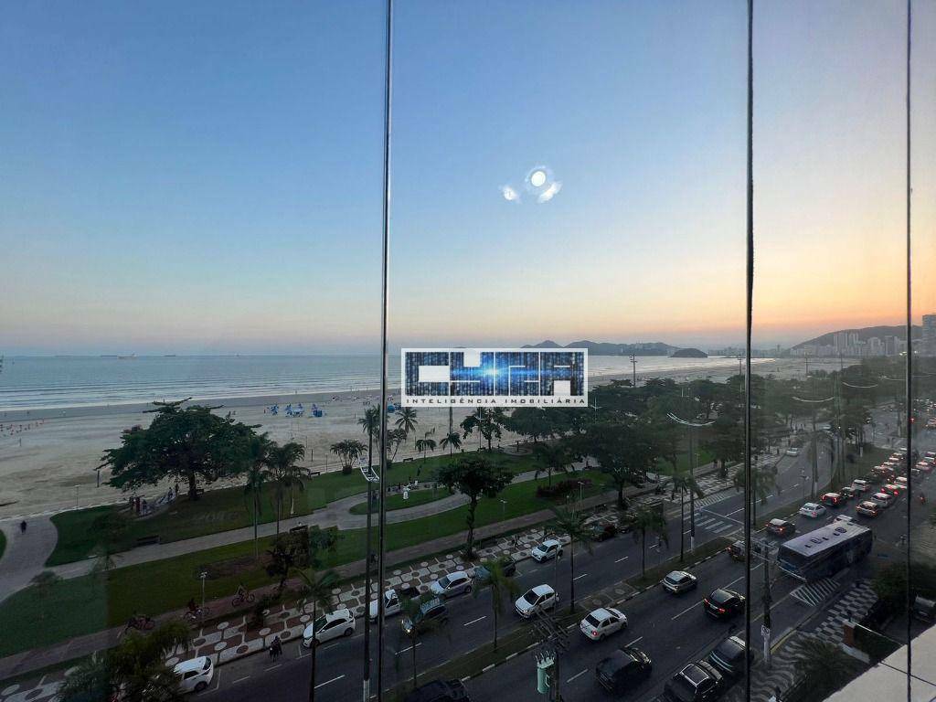 Apartamento de 1 SUÍTE a Beira Mar