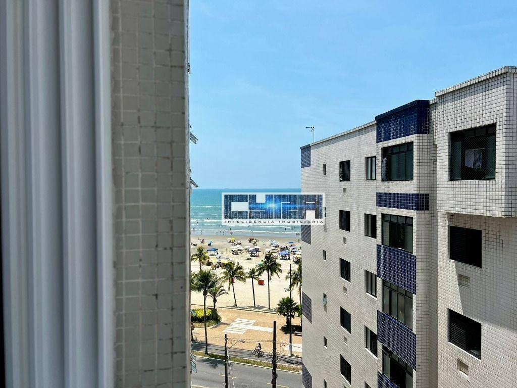 Apartamento AMPLO de 1 DORMITÓRIO em Praia Grande