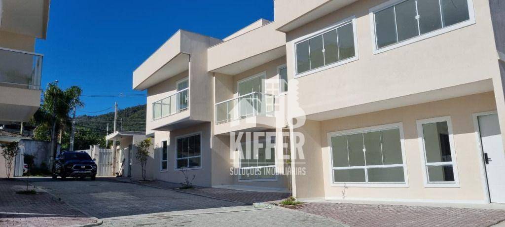 Casa com 3 dormitórios à venda, 111 m² por R$ 610.000,99 - Engenho do Mato - Niterói/RJ