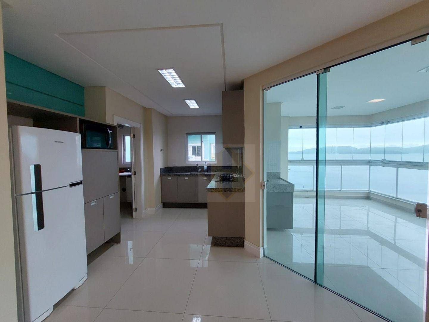 Apartamento com 3 dormitórios para alugar, 130 m² por R$ 8.020,66/mês - Meia Praia - Itapema/SC