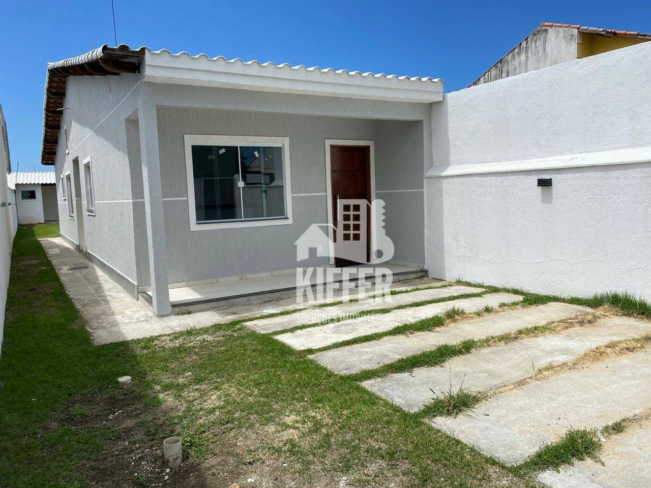 Casa com 2 dormitórios à venda, 70 m² por R$ 393.000,99 - Jardim Atlântico Central (Itaipuaçu) - Maricá/RJ