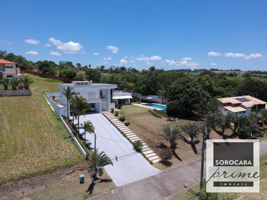 Casa com 3 dormitórios à venda, 450 m² por R$ 1.900.000,00 - Condomínio Village Araçoiaba - Araçoiaba da Serra/SP