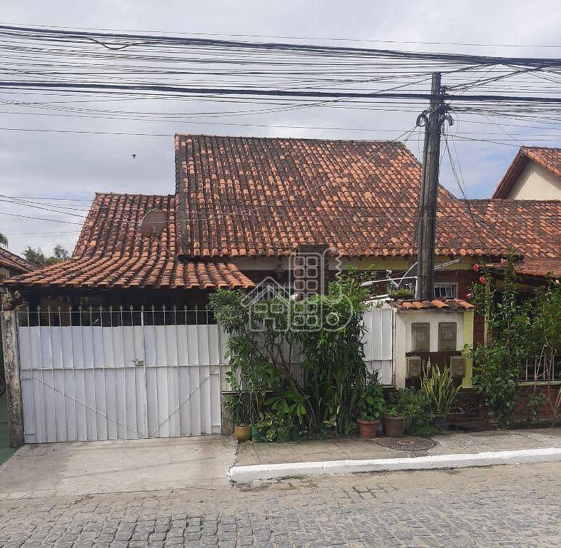 Casa com 3 dormitórios à venda, 84 m² por R$ 315.000,00 - Galo Branco - São Gonçalo/RJ