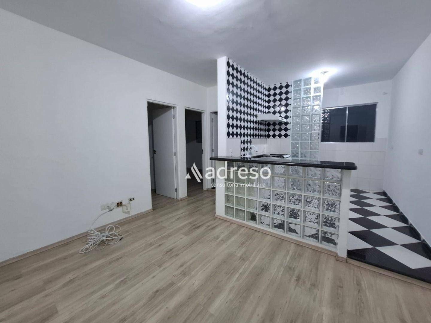 Apartamento com 2 dormitrios  venda, 51 m por R$ 200.000,00 - Jardim Cruzeiro Gleba B - Mairinque/SP