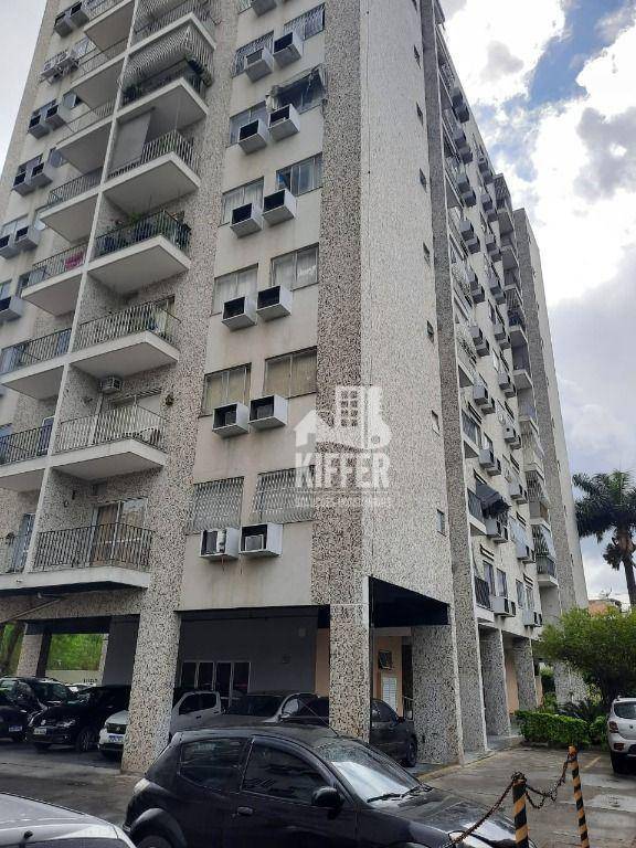 Apartamento com 2 quartos à venda, 52 m² por R$ 250.000,00 -