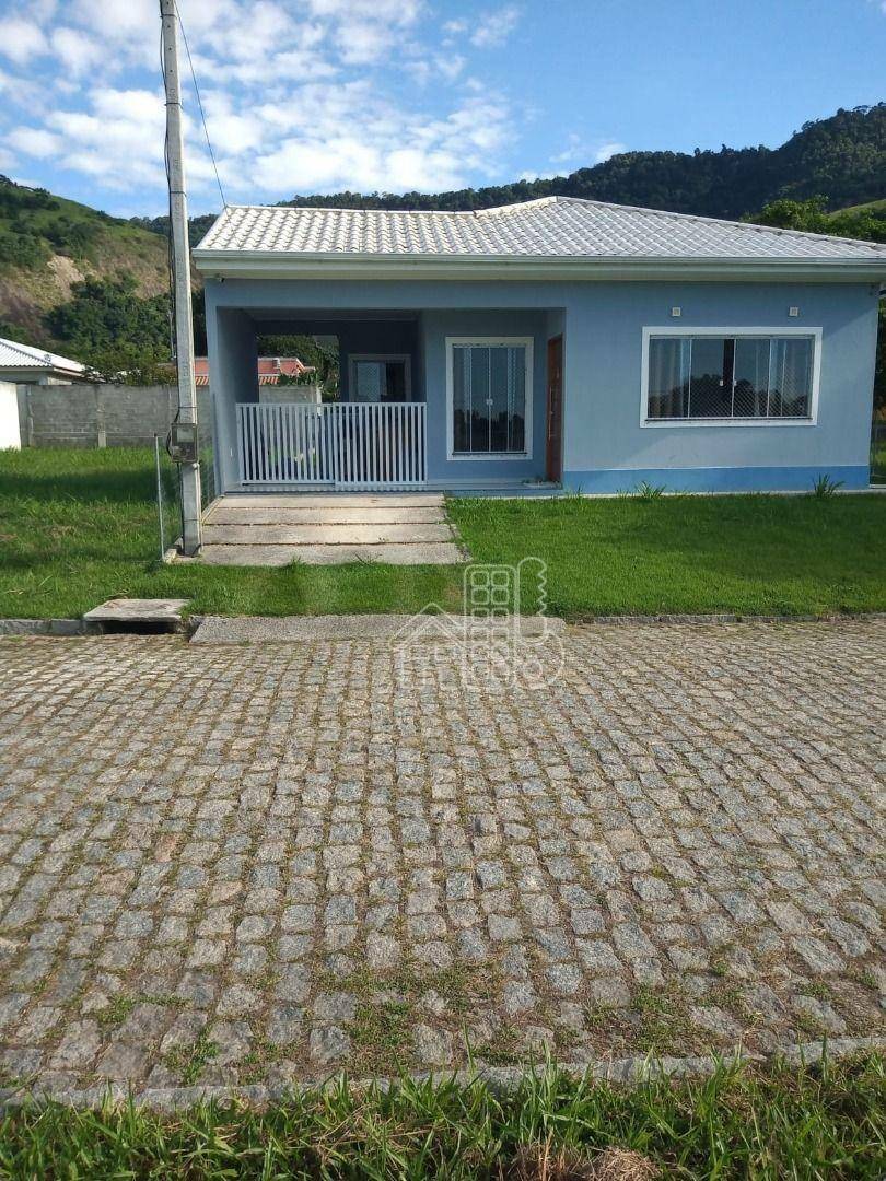 Casa com 3 dormitórios à venda, 100 m² por R$ 460.000,00 - São José do Imbassaí - Maricá/RJ